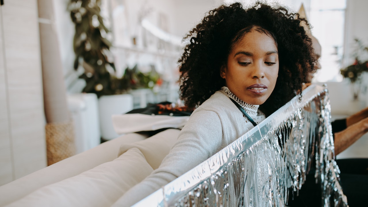 woman with aluminium foil