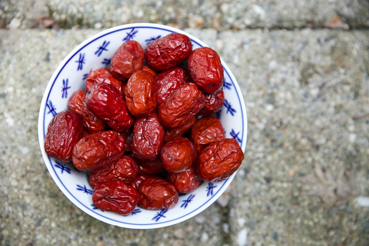 bowl of jujubes