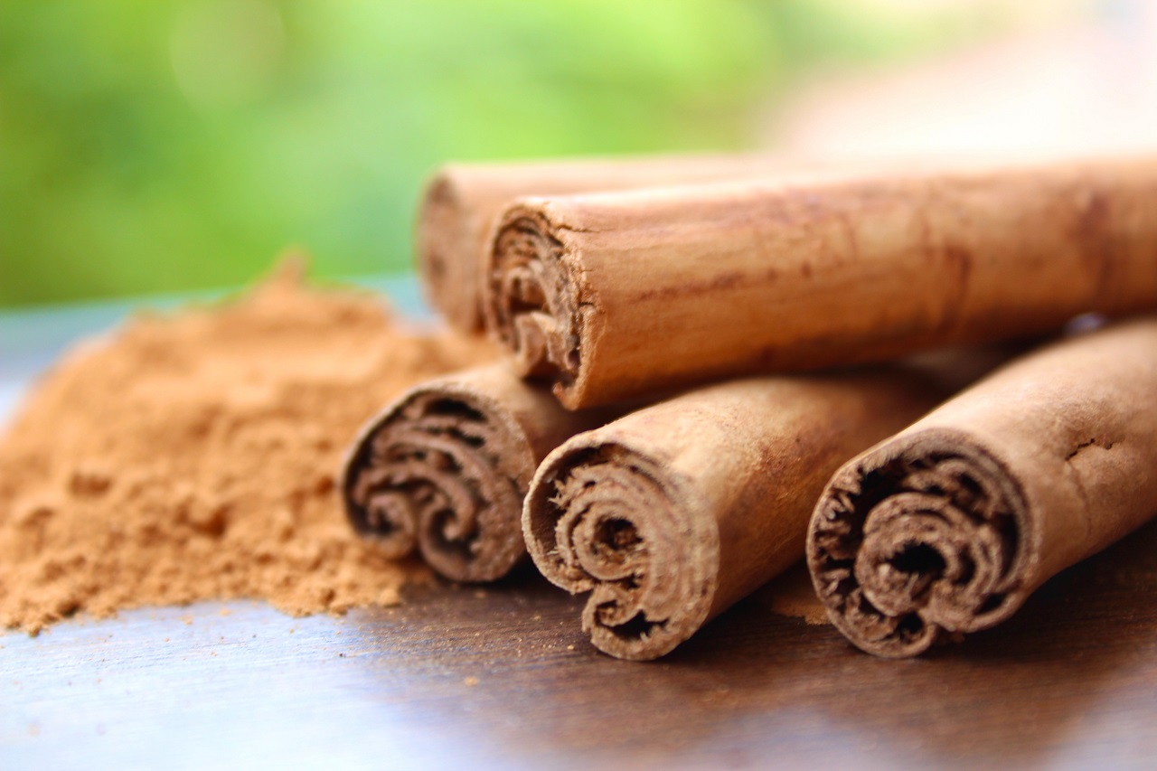 cinnamon sticks cinnamon sticks