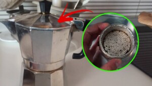 The fail-safe way to clean your moka pot, making it seem like new