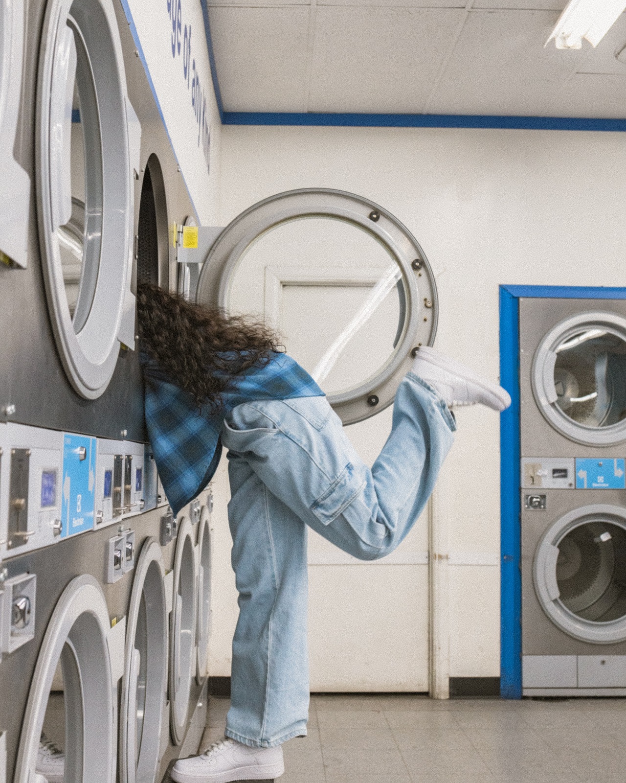 laundry door open