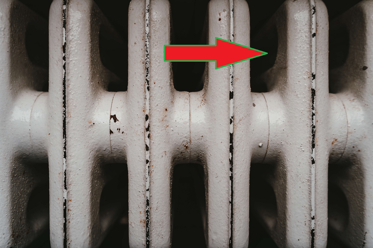 radiator and red arrow