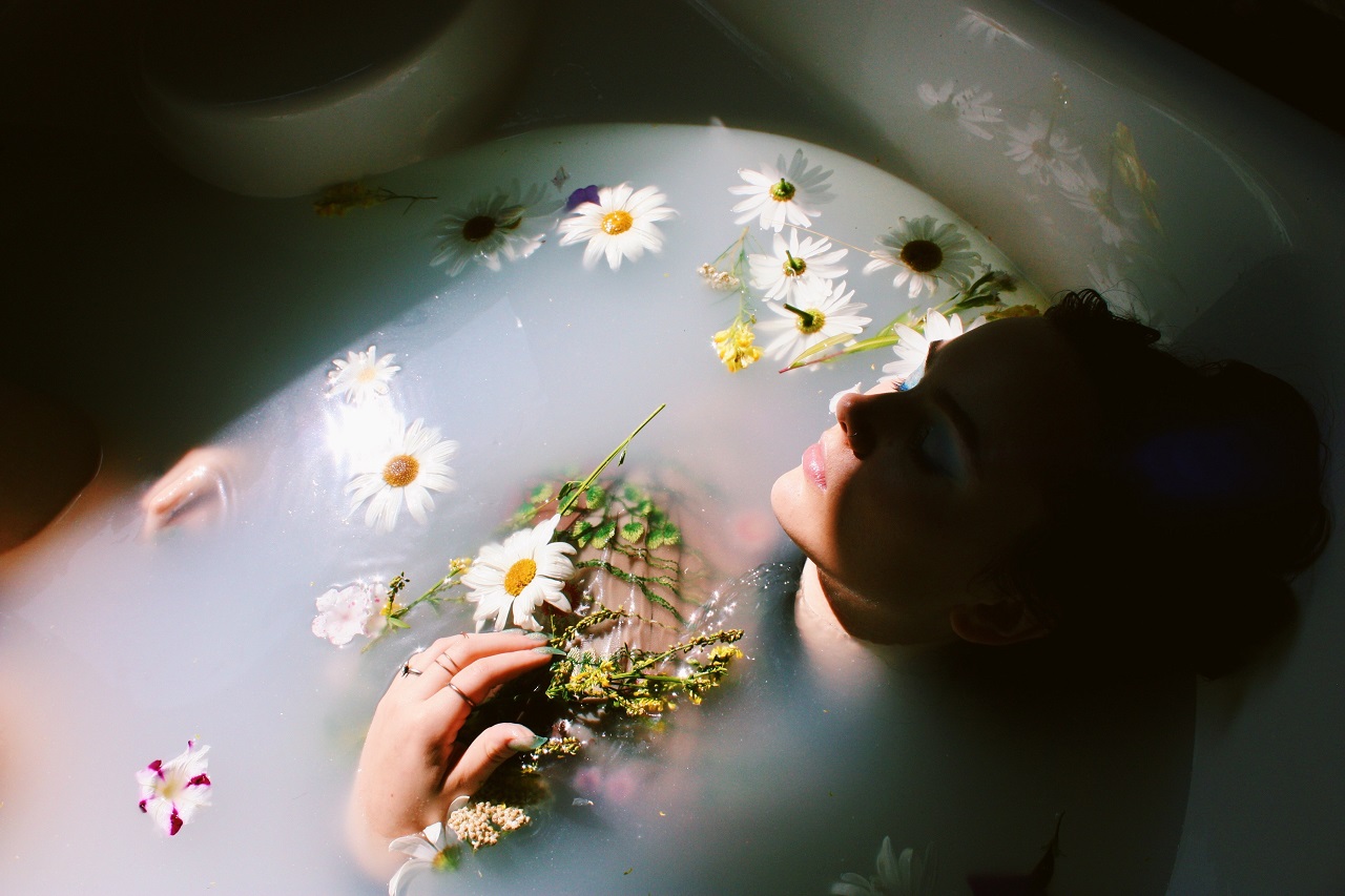bath with flowers bath with flowers