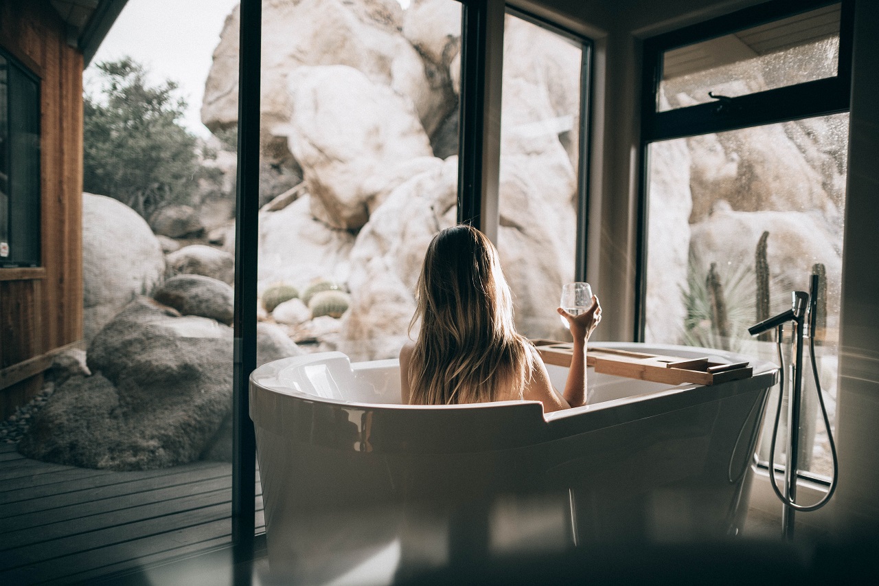 lady and bath lady and bath