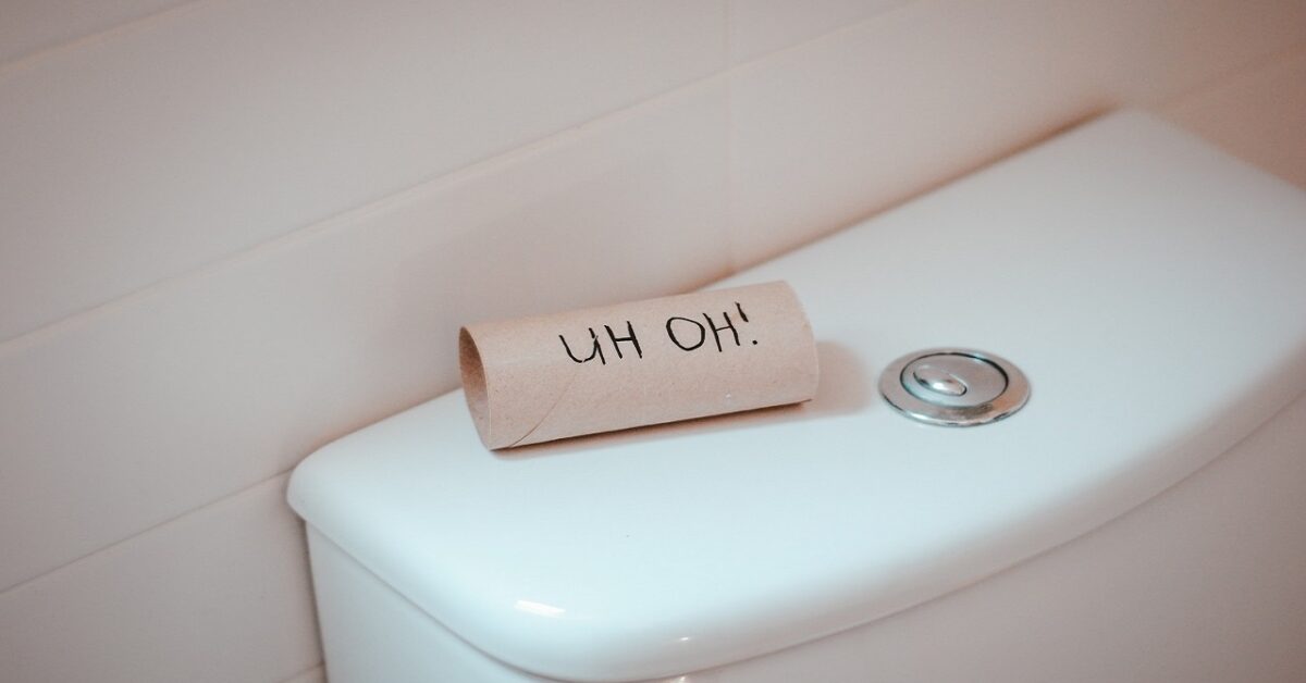 The Trick for Getting Out Black Streaks From the Toilet