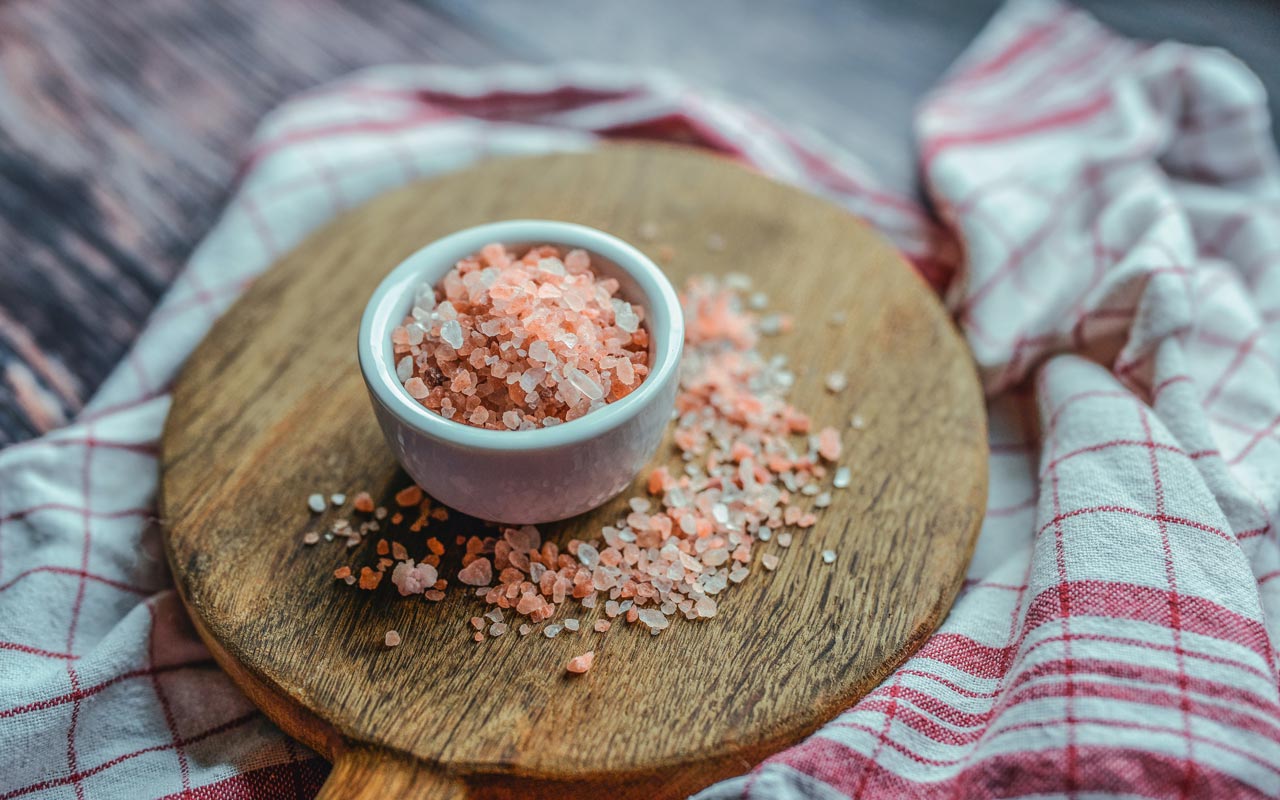 pink coarse salt