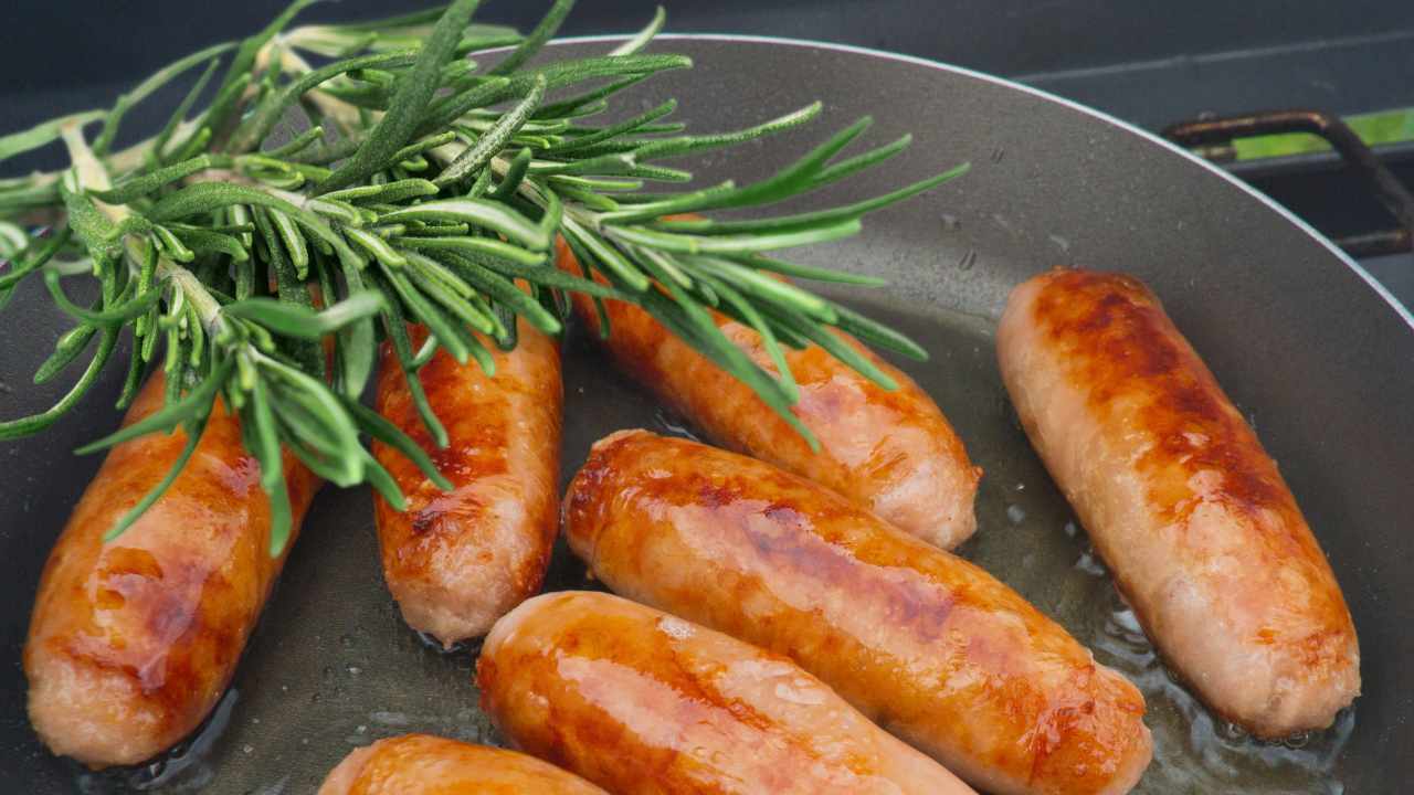 Ingredients for tasty sausages
