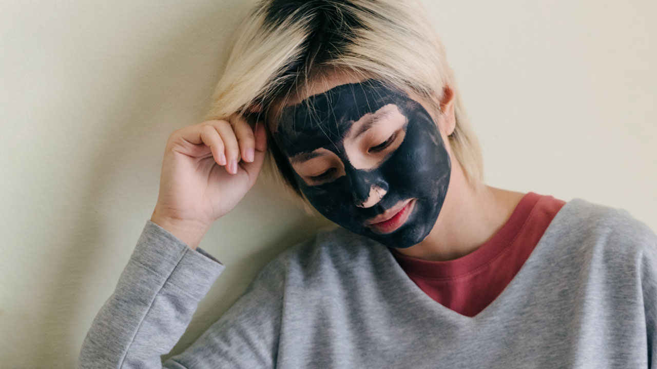 use black mask to remove blackheads