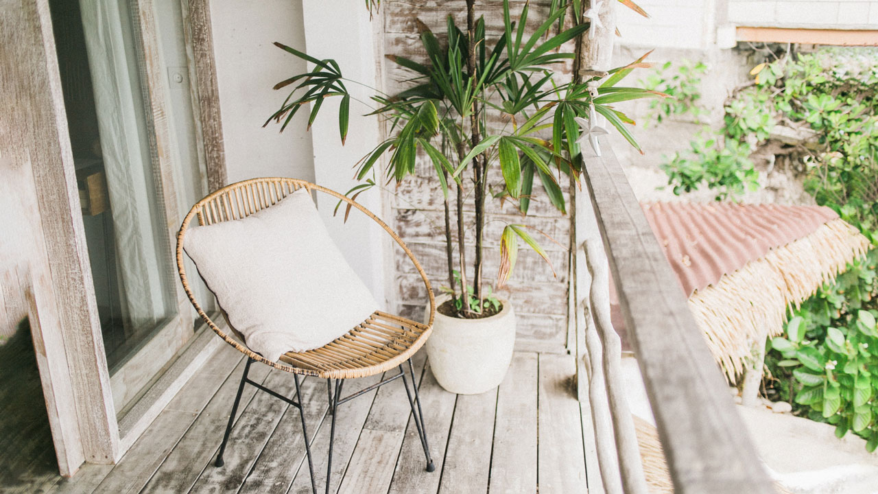 Say goodbye to stains and dirt on your balcony marble with sodium percarbonate