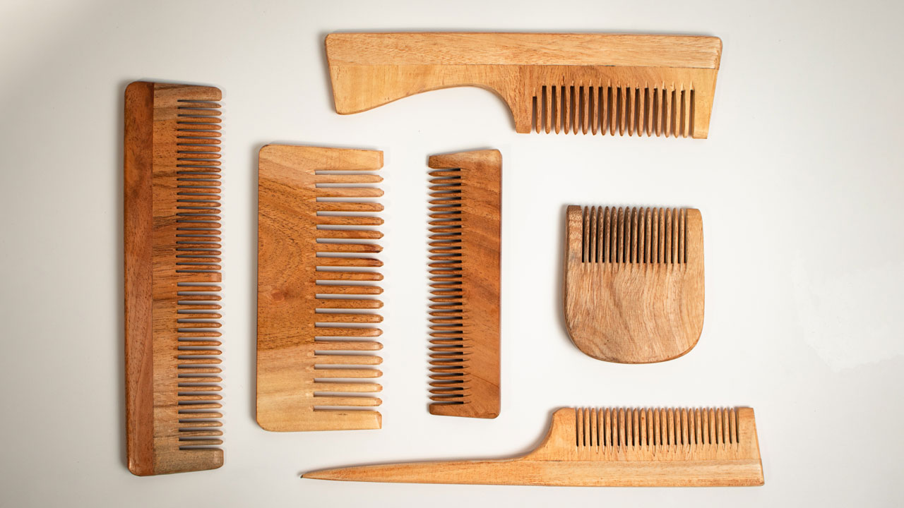 baking soda is an excellent disinfectant and whitening agent to clean brushes and combs