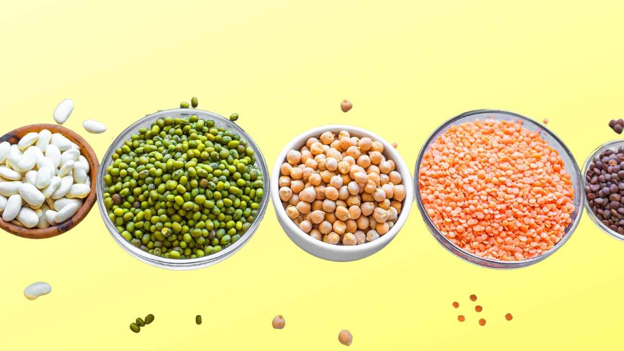 different ingredients for preparing hummus