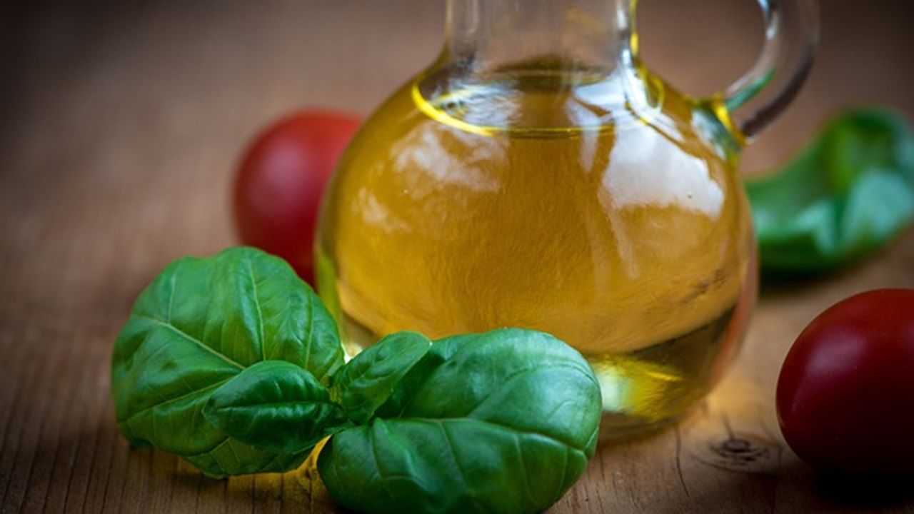 basil oil in a jug