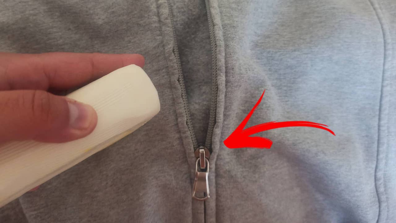 What to do in case of a broken, blocked or detached zipper