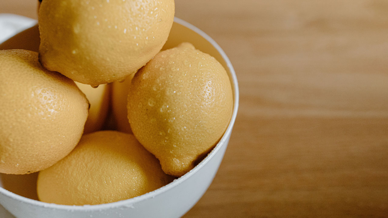Placing the lemon next to the bed can help you breathe better while you sleep.