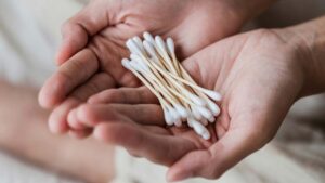 10 Ingenious Uses of the Cotton Swab That Not Everyone Knows