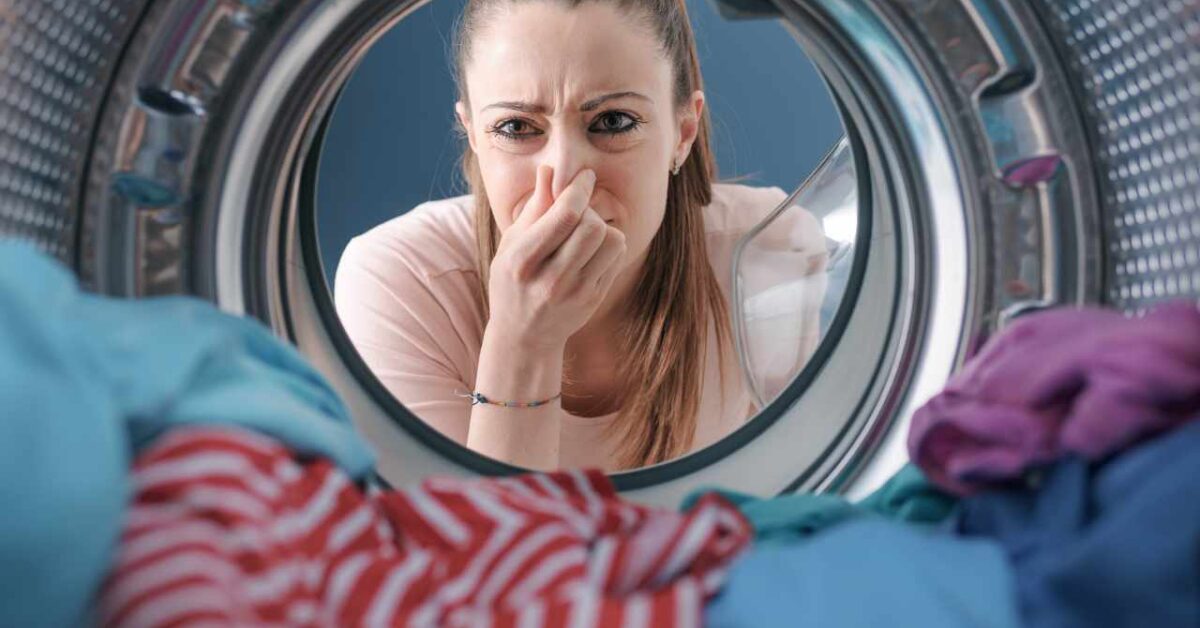 Does Your Laundry Still Smell After Washing? to Solve the Problem, Try