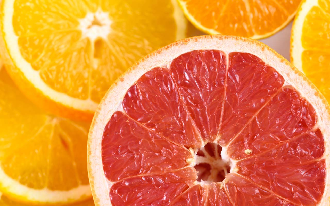 Grapefruit and lemon are helpful to reduce belly inflammation