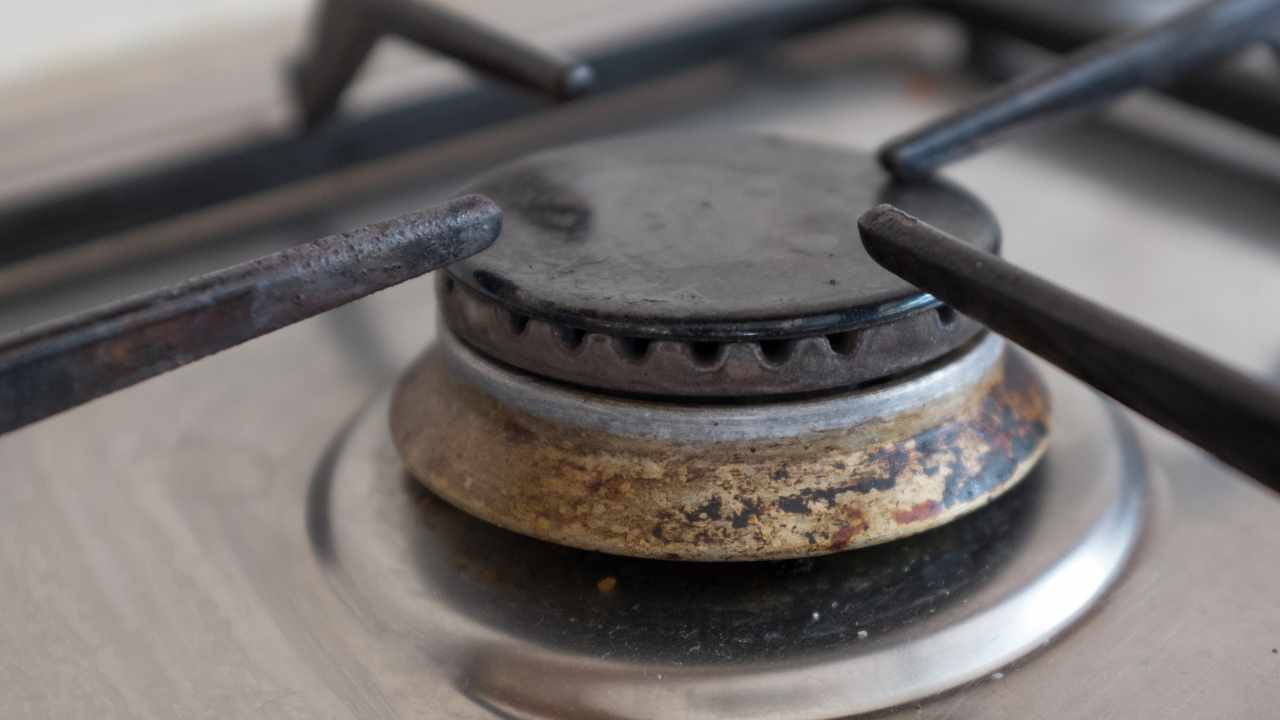 How to make hob shine again using just one ingredient