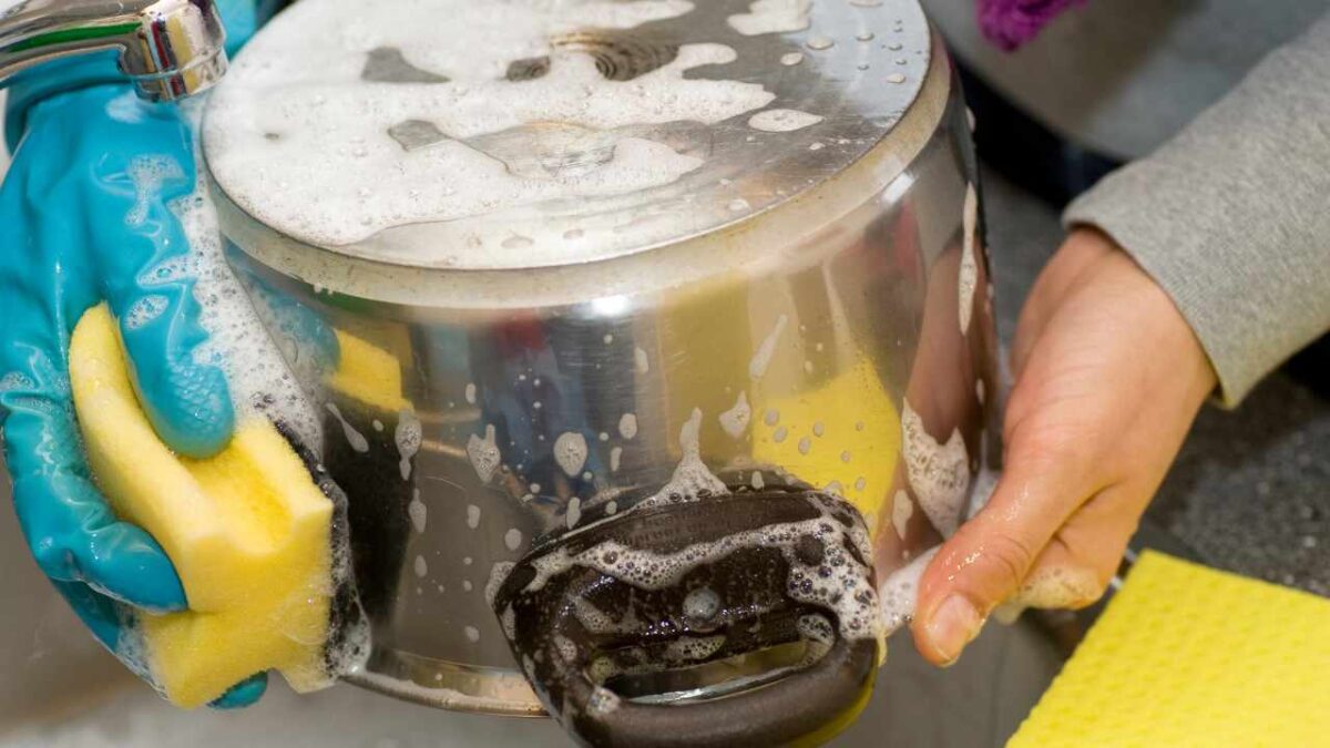 Limescale in Pans You Only Need One Ingredient to Remove It