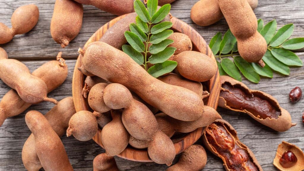 Tamarind: the properties and uses in the kitchen of a very particular fruit