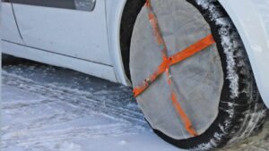 From 2024, They Will be Able to Replace the Chains: What Snow Socks are and How They Work
